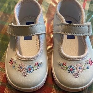 Kids shoes